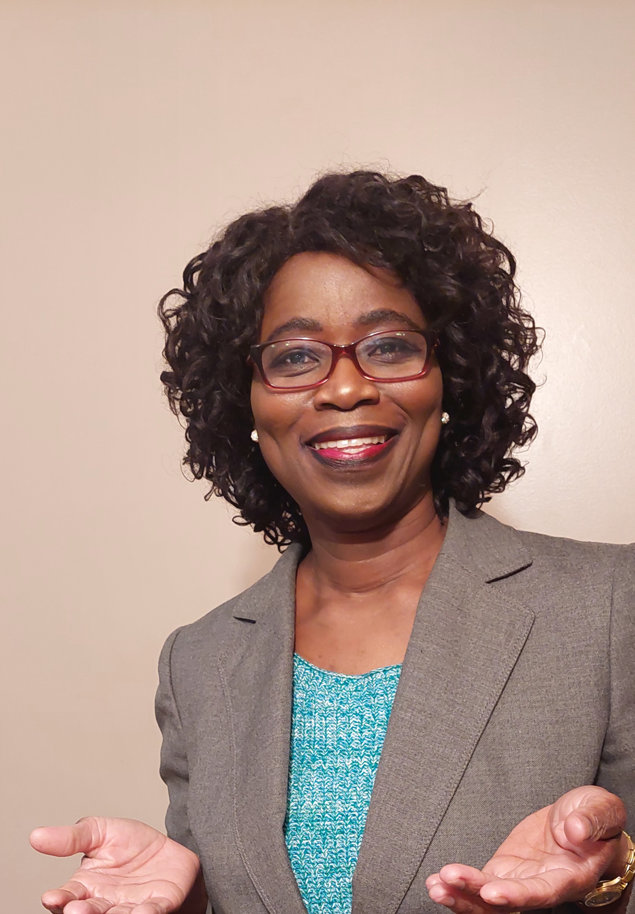Dr. Cynthia Arku - Professional Coach